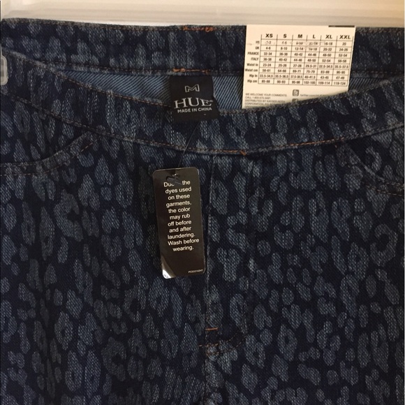 HOST PICK🎉Leopard denim jeggins bnwt 🐯 - Picture 6 of 6