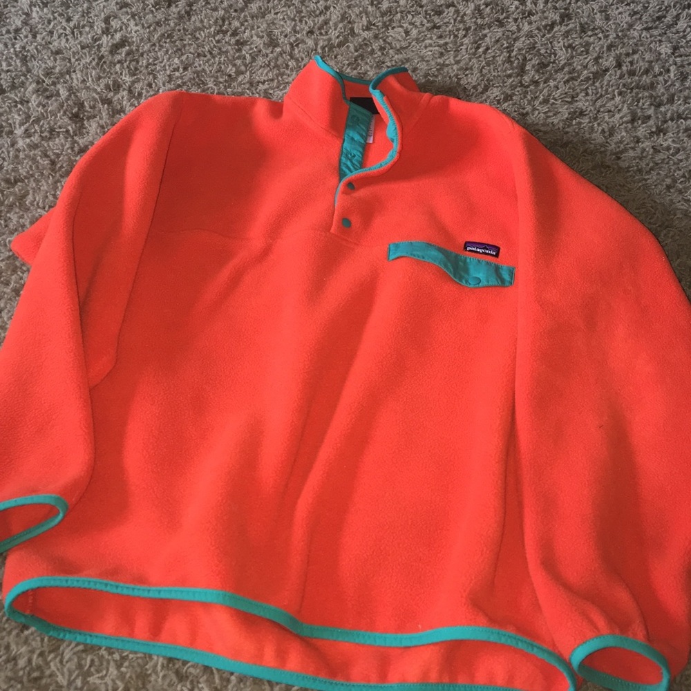 patagonia men's pullover fleece!
