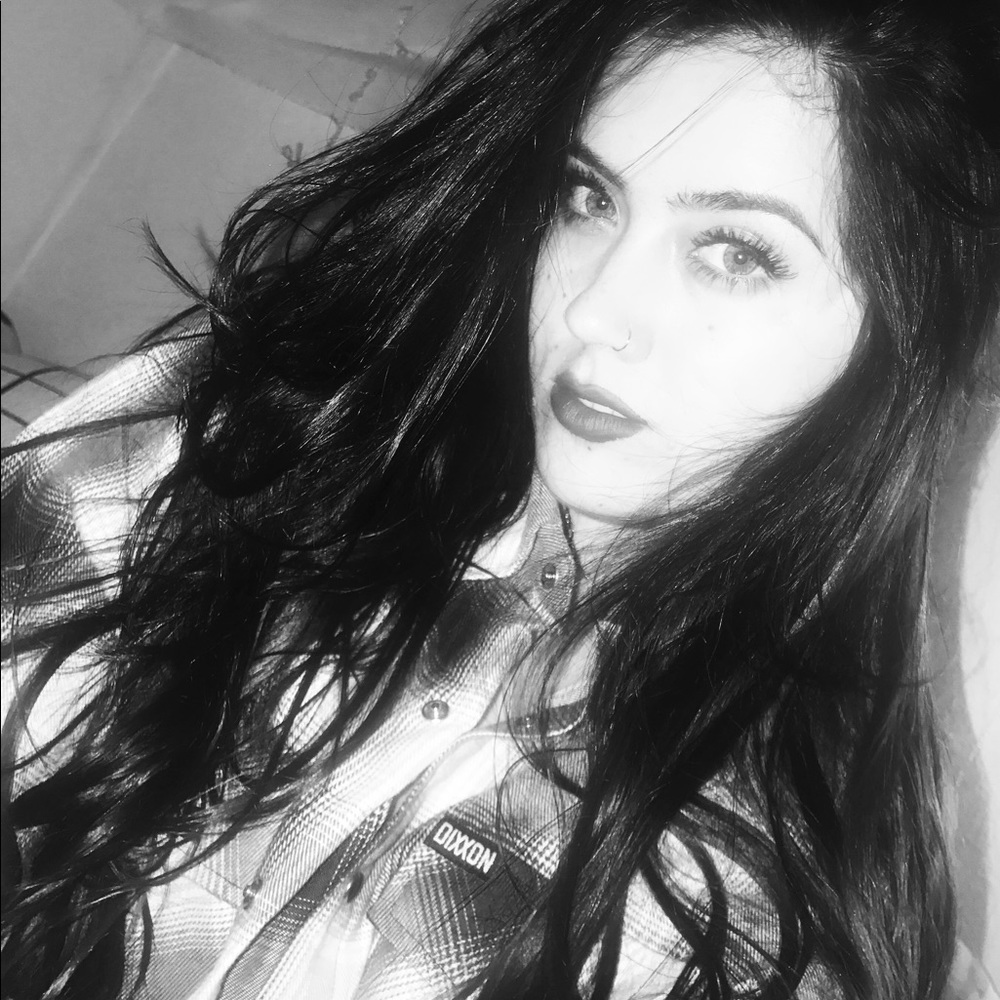 Meet your Posher, Leah