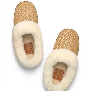 Tory Burch Belding slipper size 6 BNWT! Gold