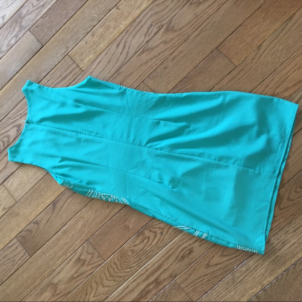 Green Aztec Embroidered Dress - Picture 2 of 4