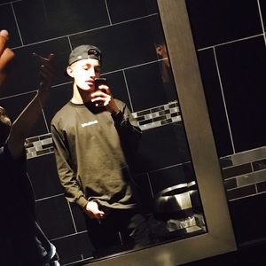 Meet your Posher, Justin