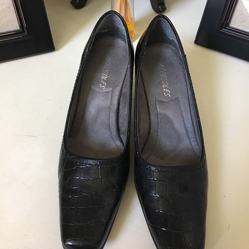 Black Aerosoles