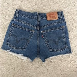 High waisted vintage levi shorts