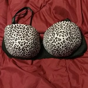 Torrid Bra, Gently used