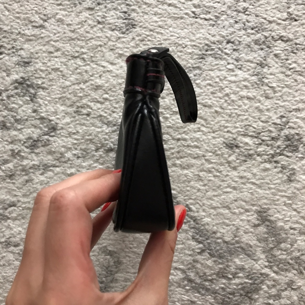 Hot pink & black pleather clutch purse / wristlet - Picture 4 of 6