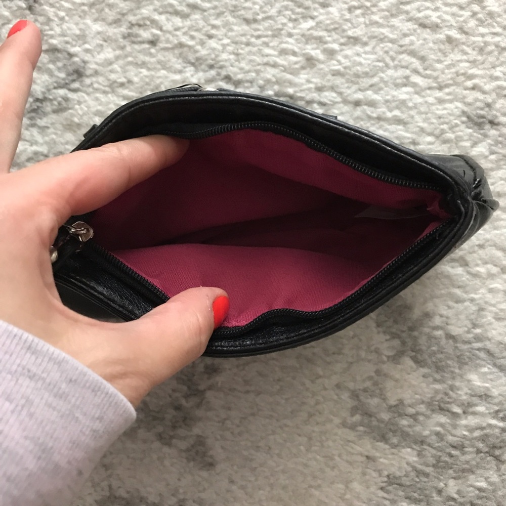 Hot pink & black pleather clutch purse / wristlet - Picture 6 of 6