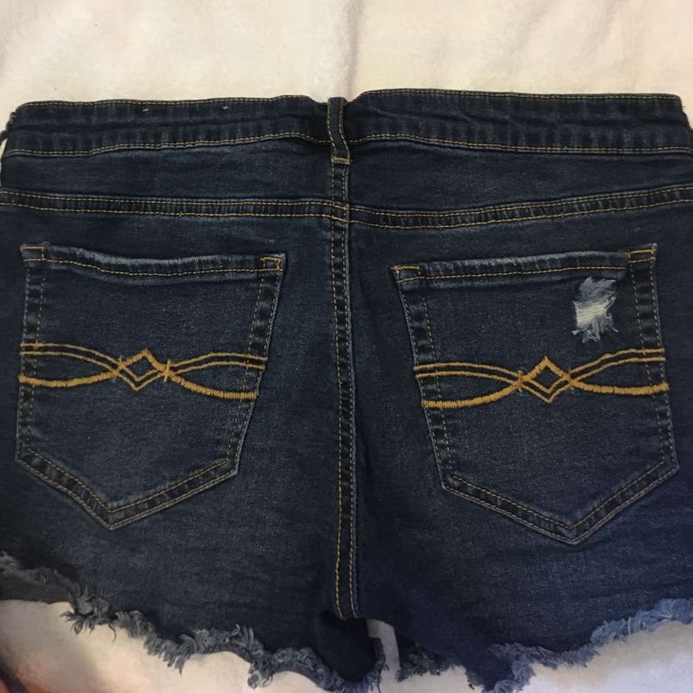 Shorts - Picture 2 of 2