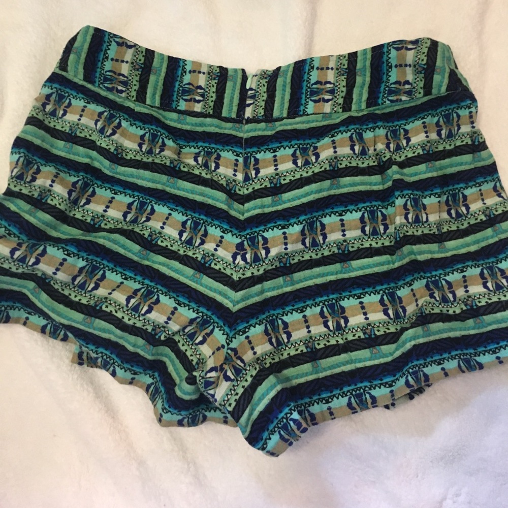 Skort - Picture 3 of 3