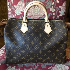 Louis Vuitton ❤️authentic❤️ in excellent condition