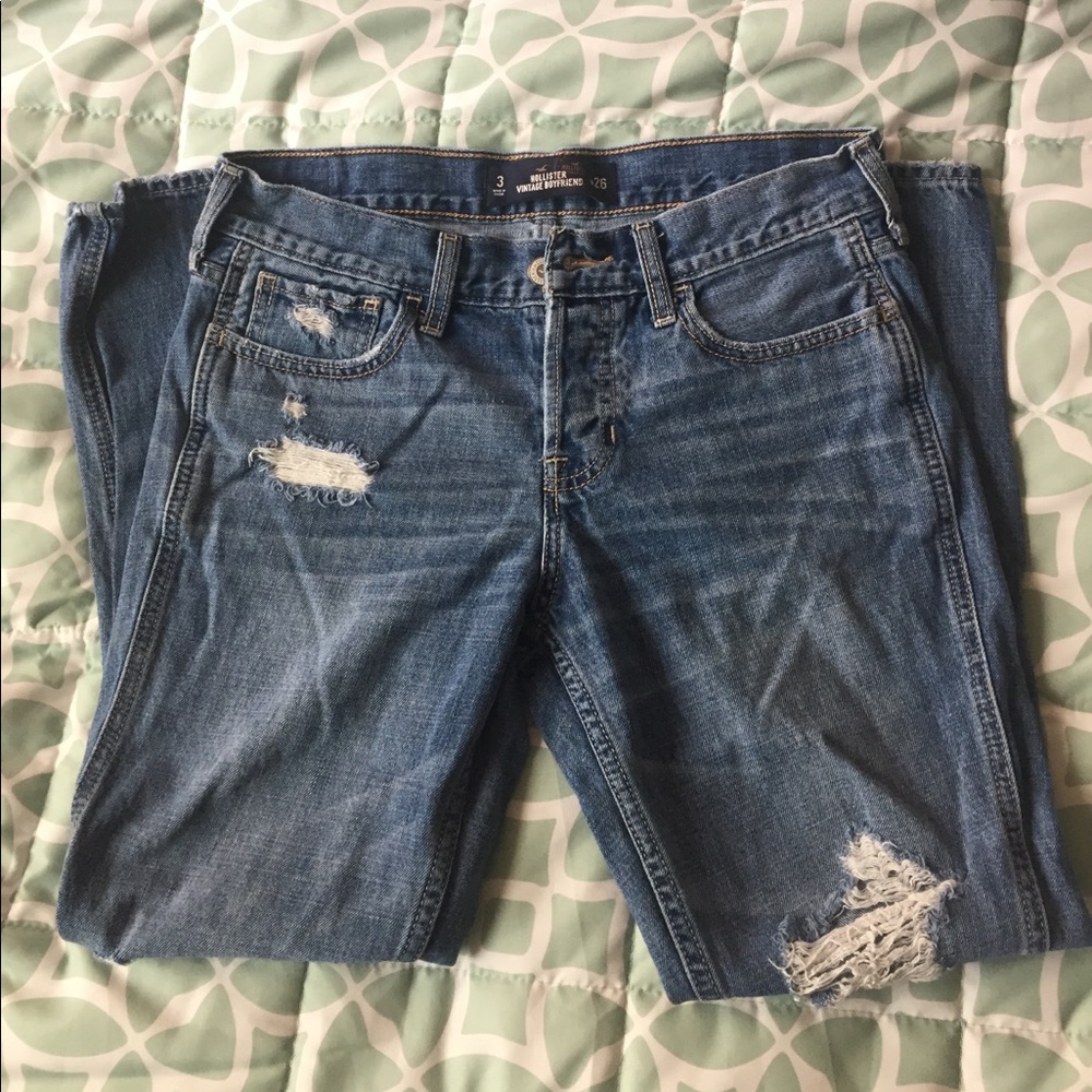 HOLLISTER VINTAGE BOYFRIEND JEANS
