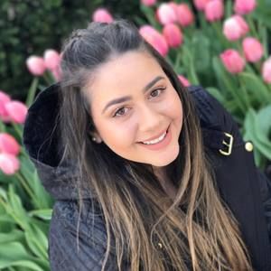 Meet your Posher, Cecília