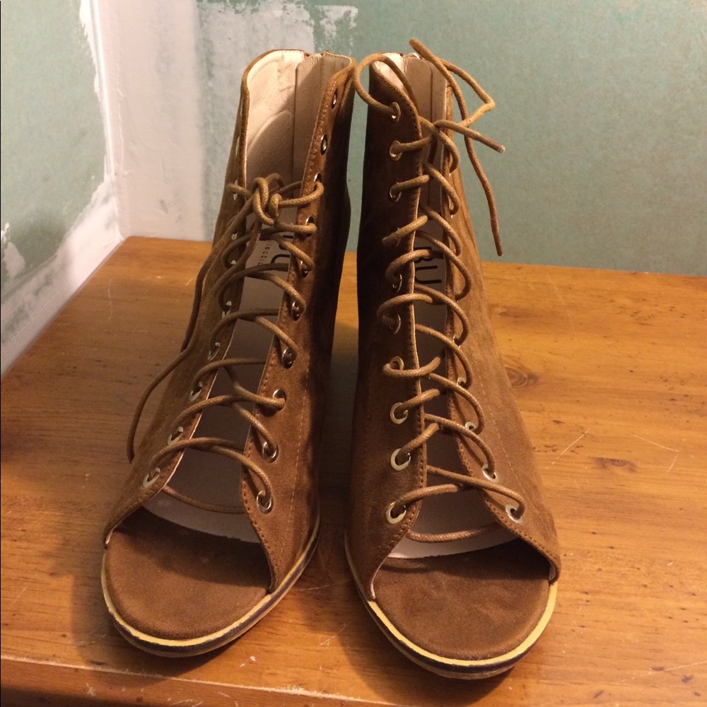 Wedges - Picture 5 of 5