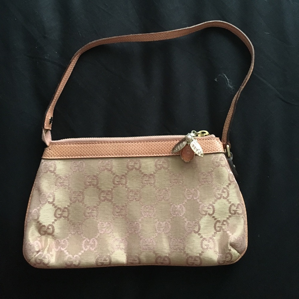 Pink Gucci shoulder bag
