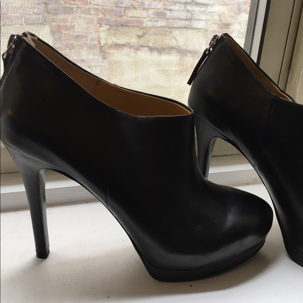 Nine West Platform Booties - Picture 2 of 4