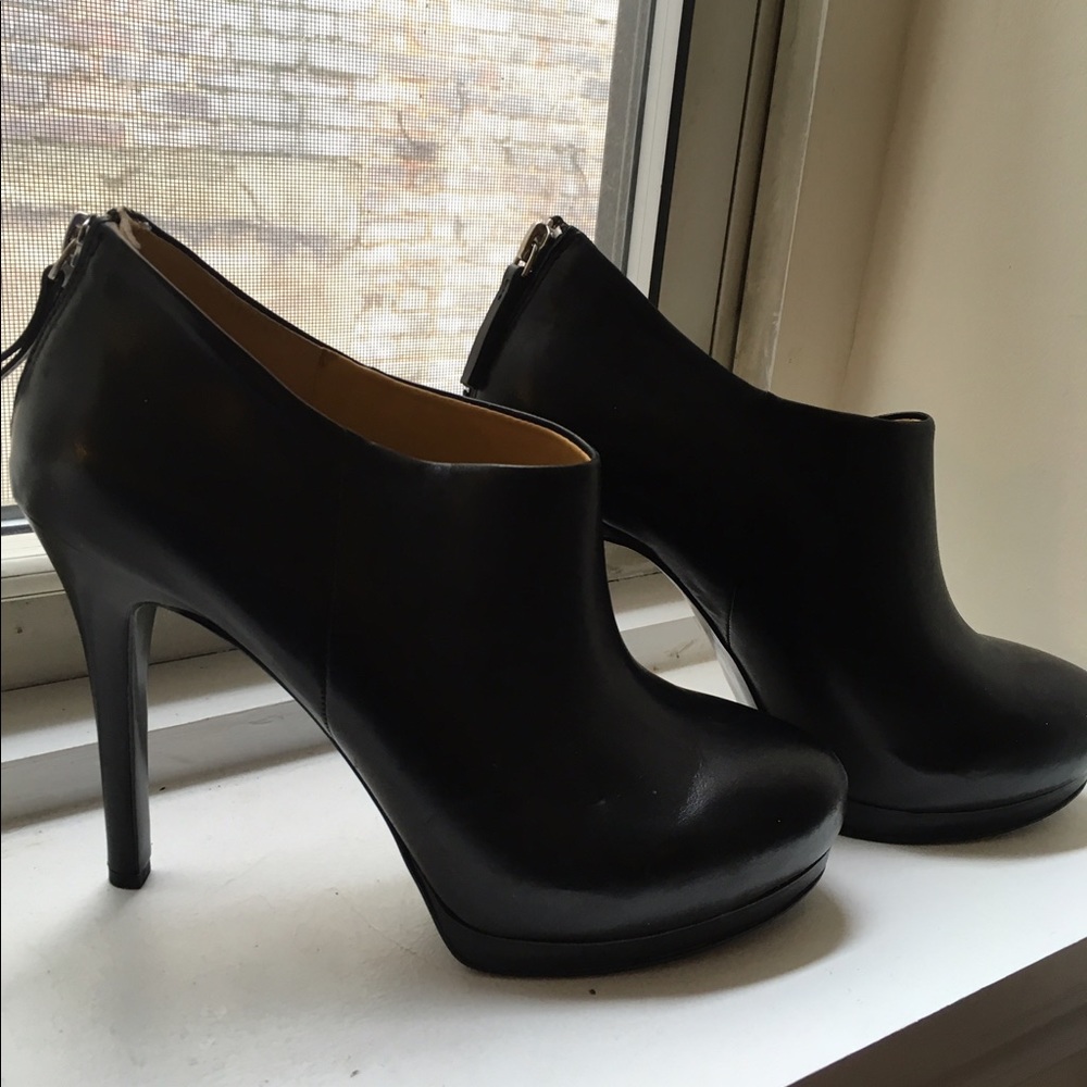 Nine West Platform Booties - Picture 4 of 4