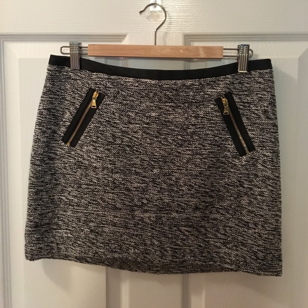 Express black/white Wool Mini!