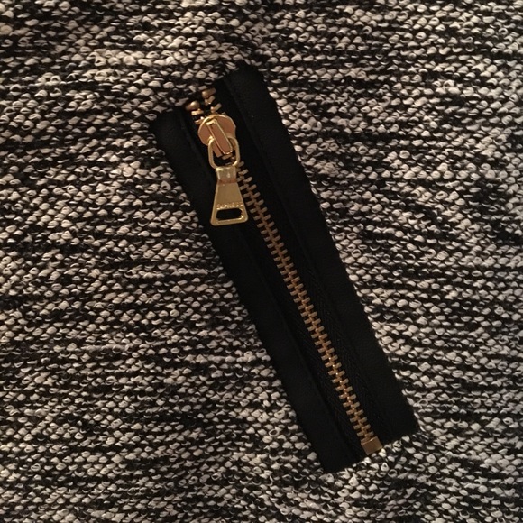 Express black/white Wool Mini! - Picture 4 of 7