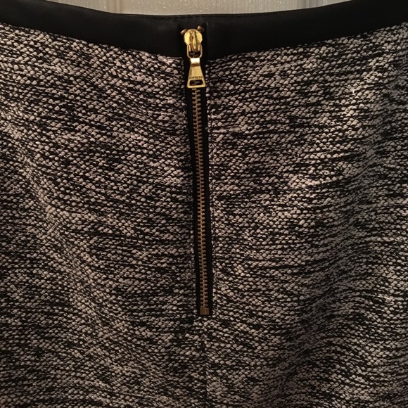 Express black/white Wool Mini! - Picture 6 of 7