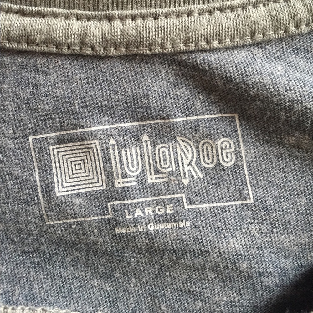 LulaRoe Randy Tee - Picture 3 of 3