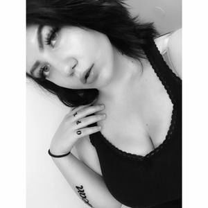 Meet your Posher, Codie