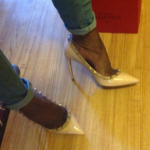 Valentino Rock Stud Pumps - Picture 6 of 7