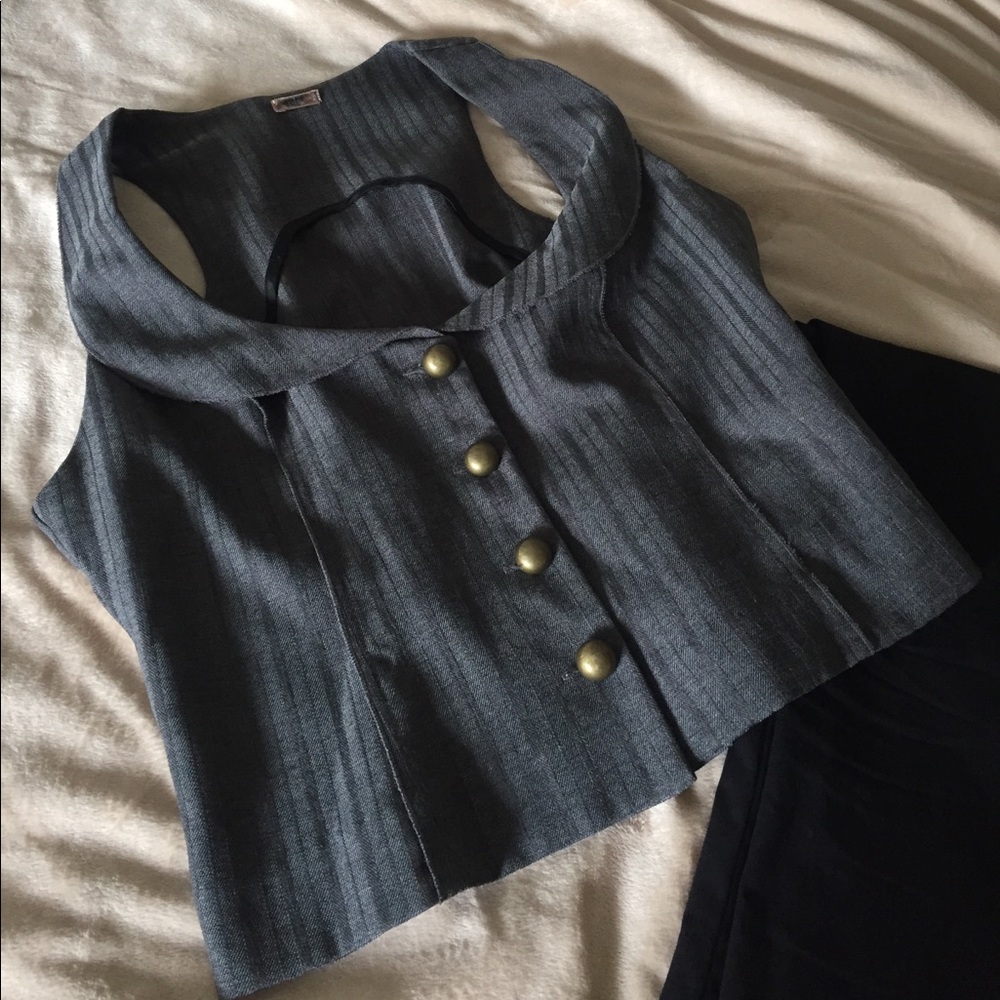 ❤️Gray vest by cdr