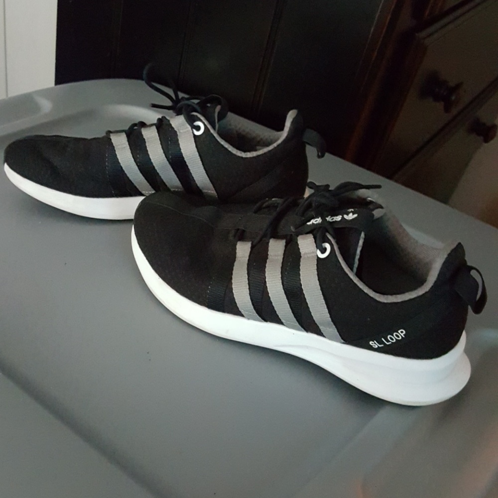 Adidas SL loop shoes