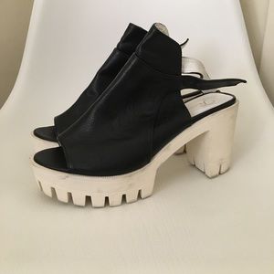 Black & White Privileged Platforms