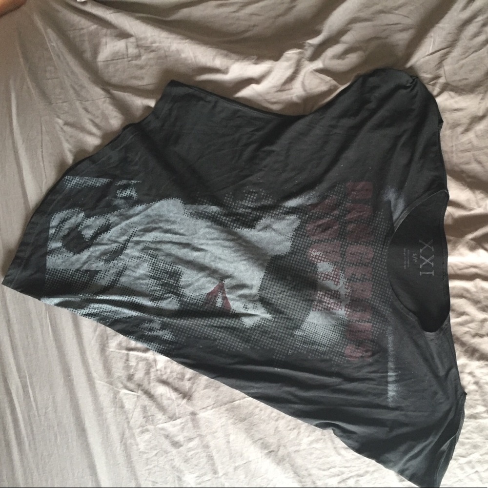 Asymmetrical cut Tee "Dangerous Youth"