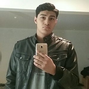 Meet your Posher, Roberto