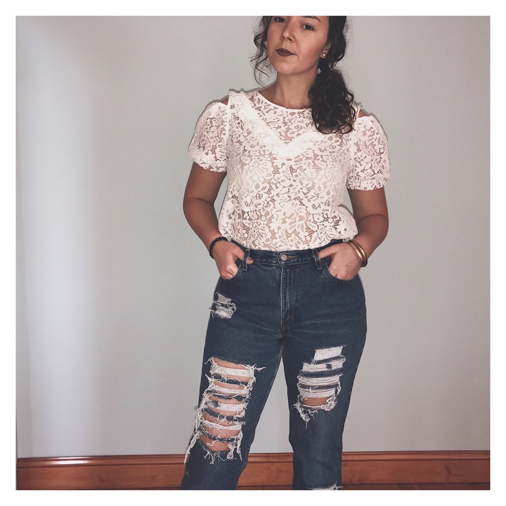 SOLD 550 Distressed Levi's