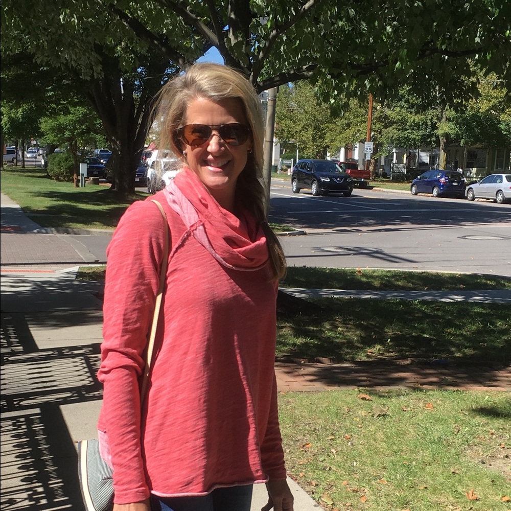 Meet your Posher, Julie