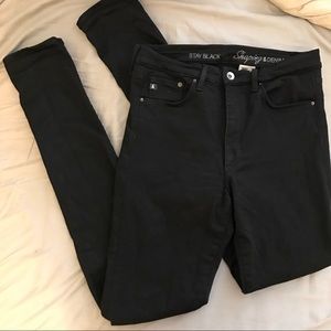 High waisted black jeans