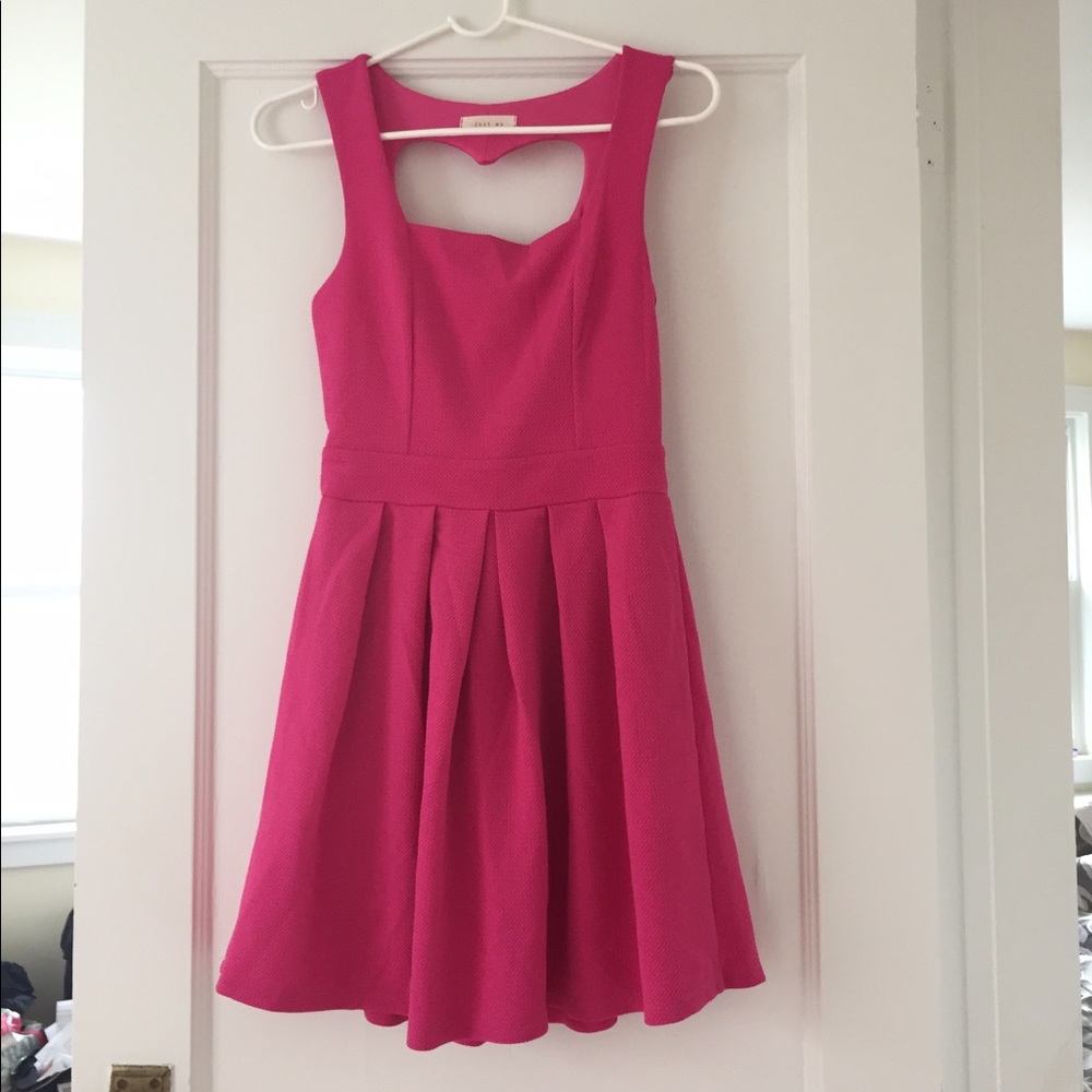 Heart shape peekaboo dress