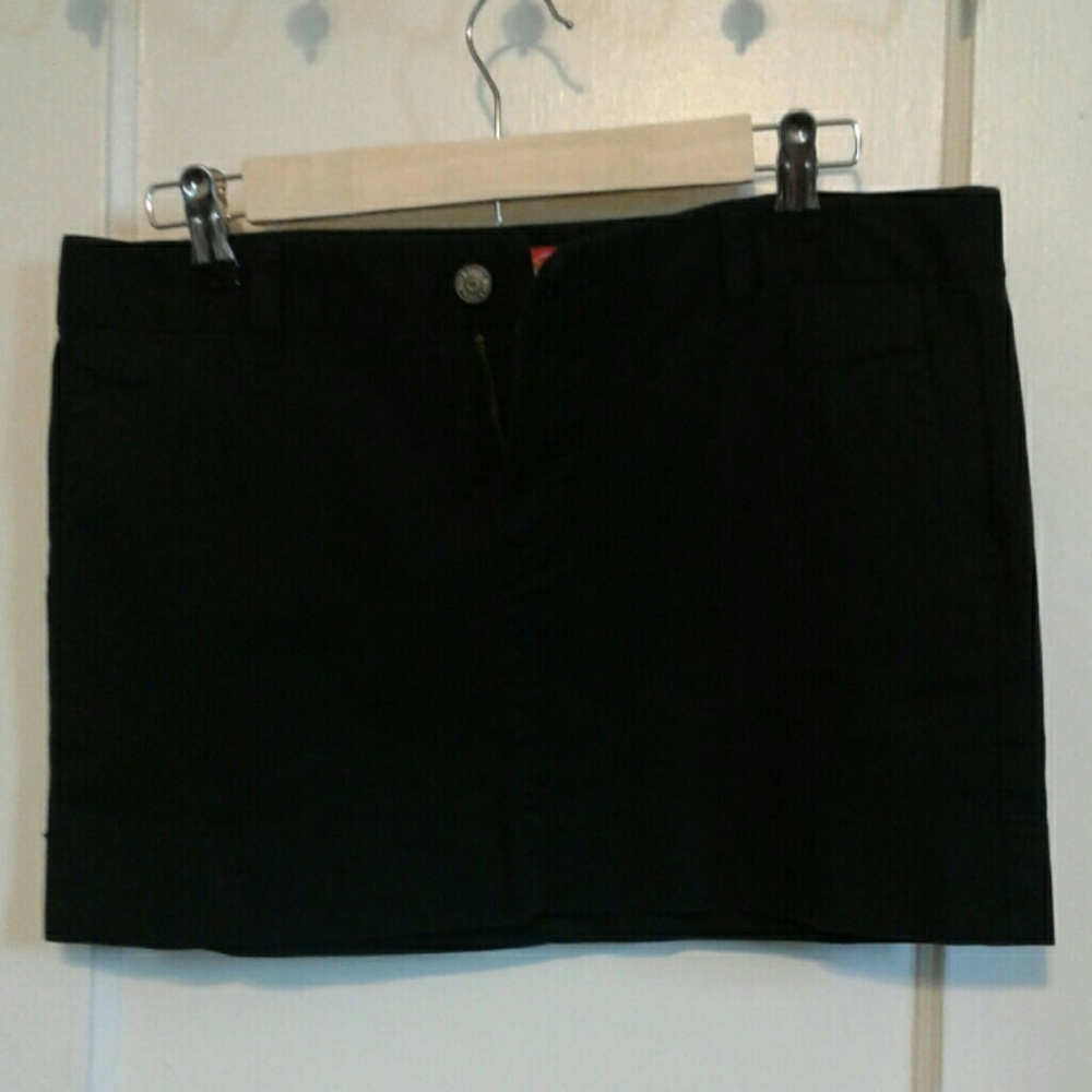 Black mini skirt