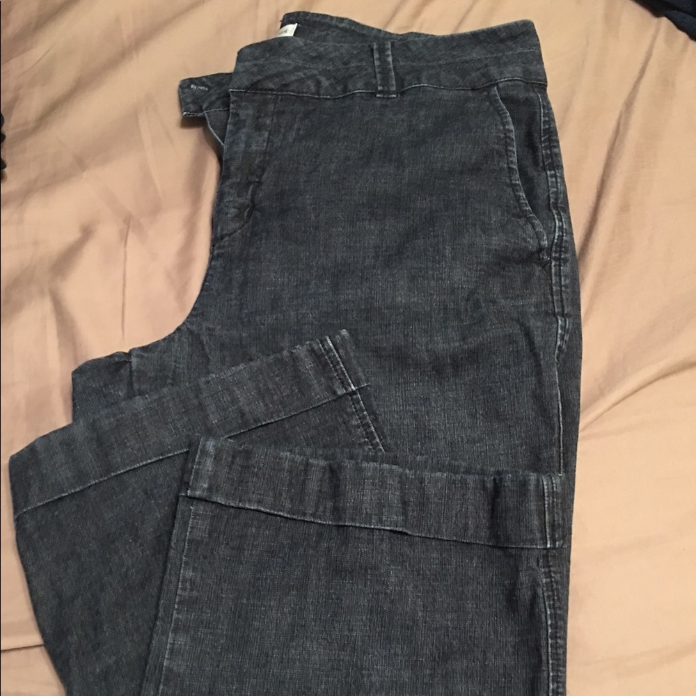 Women's size 12 crop pants