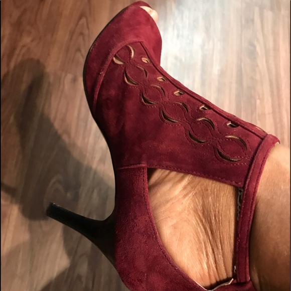 Adrienne Vittadini Peep Toe Kid Suede Bootie - Picture 5 of 5
