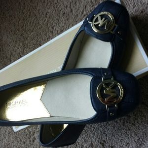 New Michael kors Saffiano Leather dark navy