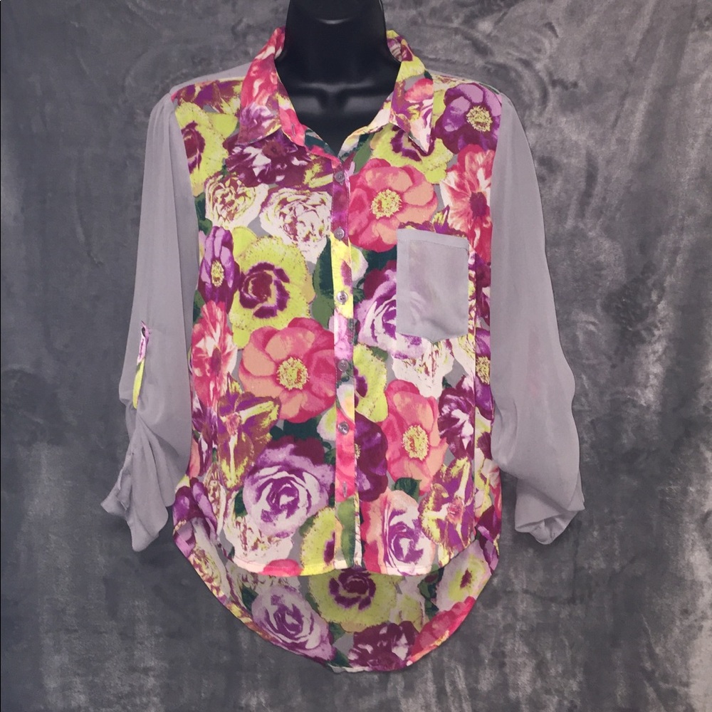 Floral sheer shirt🔥MUST SEE BACK🔥