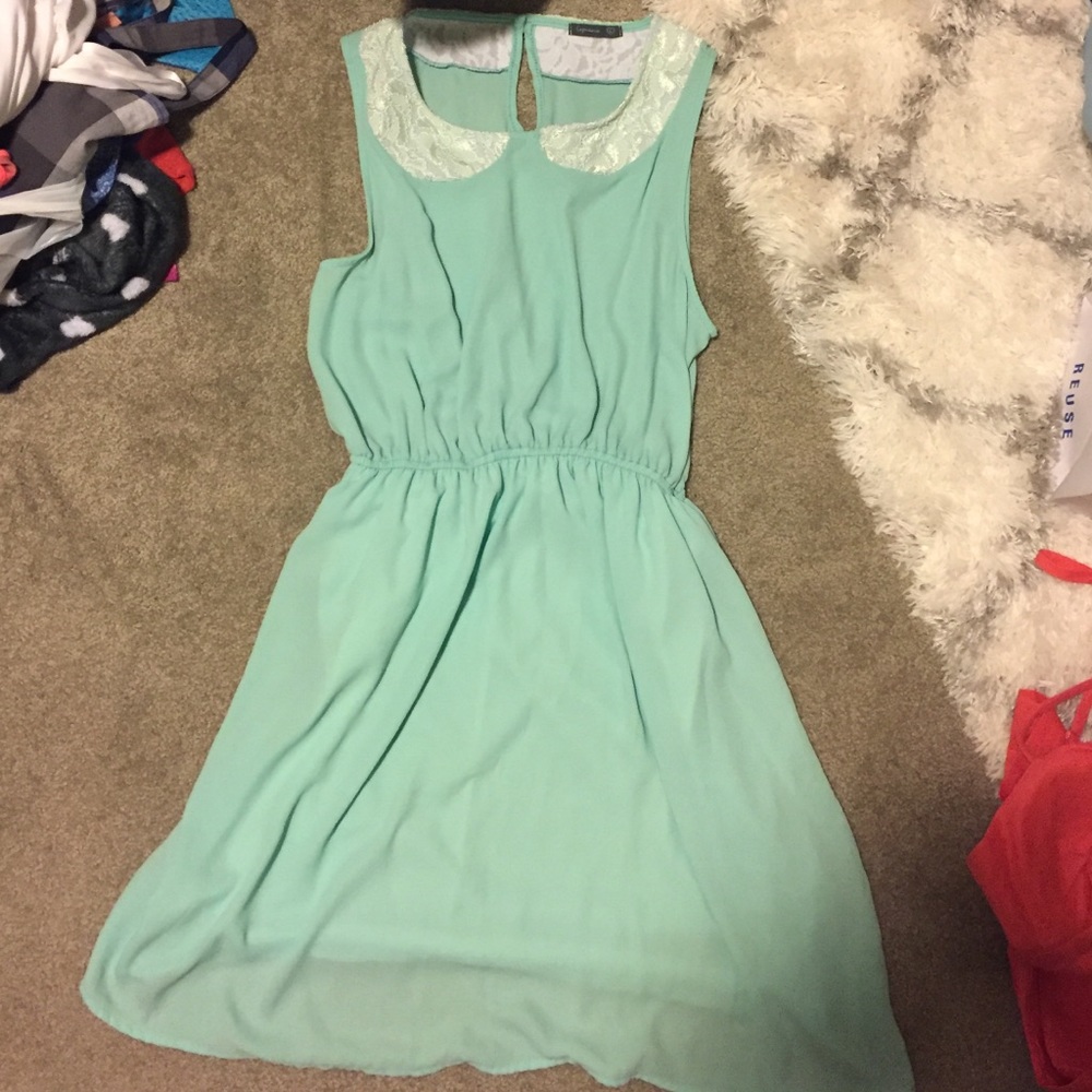Cute chiffon material dress