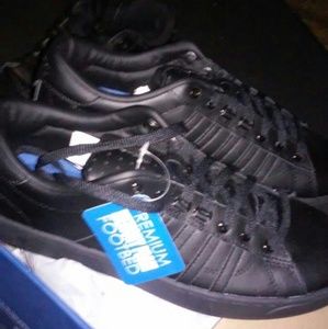 K-swiss all black womens shoes