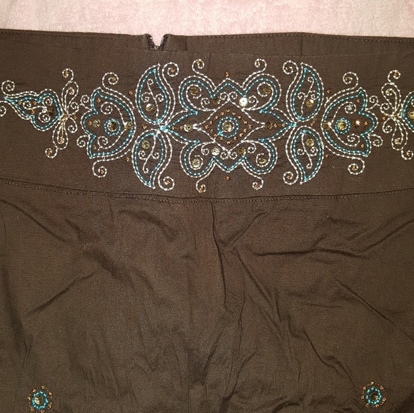 Brown skirt - Picture 2 of 4
