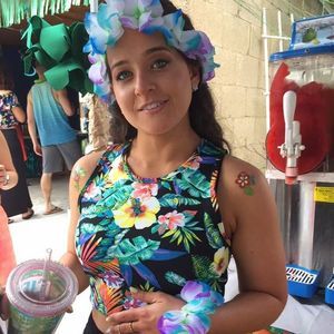 Meet your Posher, Daniella