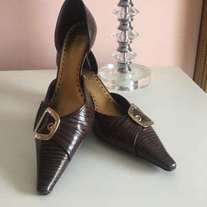 Excellent condition!  BCBG kitten heel