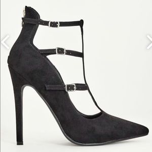 Ariadna strappy pump