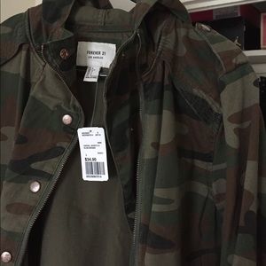 NWT Olive & Brown Camo Casual Long Utility Jacket