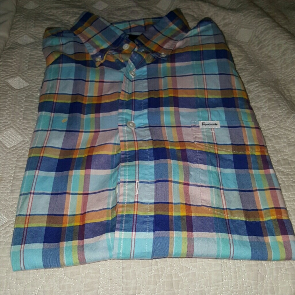 Button Down Short Sleeve Collar Shirt