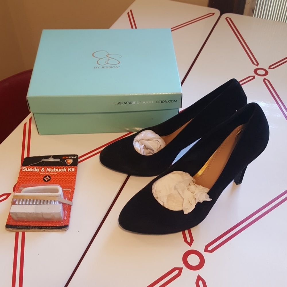 Jessica Simpson Suede Heels