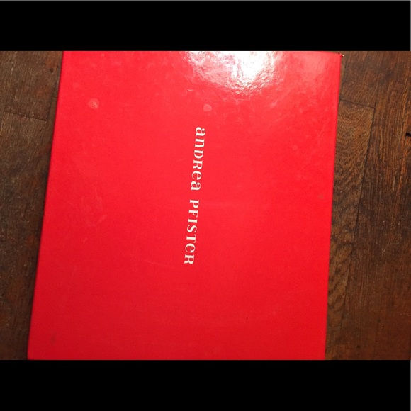 Black leather boots - Picture 2 of 6